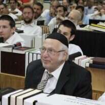 משנתו הלאומית לא התמקדה בהפרחת השממה ובחיזוק הריבונות אלא במצבם הרוחני של יהודים כיחידים. הרב אהרון ליכטנשטיין, 2014. | גרשון אלינסון, פלאש 9