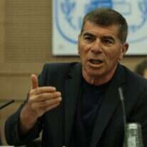 גבי אשכנזי. | אורן בן־חקון גבי אשכנזי. | אורן בן־חקון