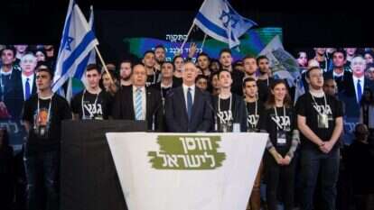 גנץ ויעלון בהשקת הקמפיין של 'חוסן לישראל', ינואר 2019. | הדס פרוש, פלאש 90