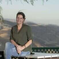 שרה לנדאו. | שריה דיאמנט