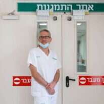 ד"ר אלי רוזנברג, רופא בכיר במחלקת הקורונה של סורוקה. | לירון מולדובן