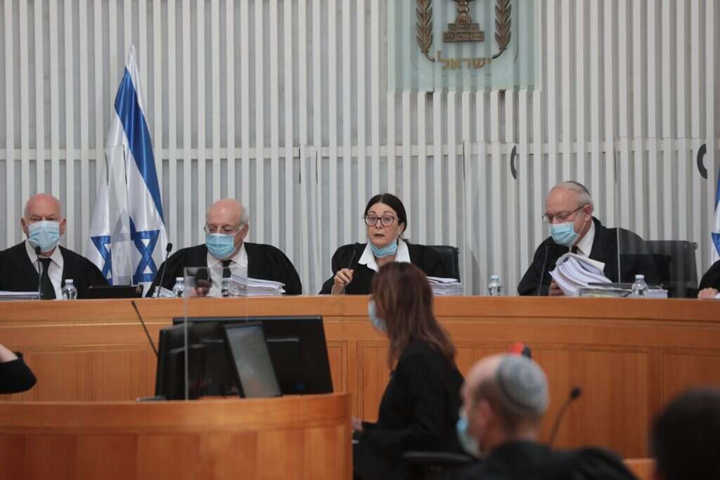 הדיון בבג"ץ. | יוסי זמיר, גלובס