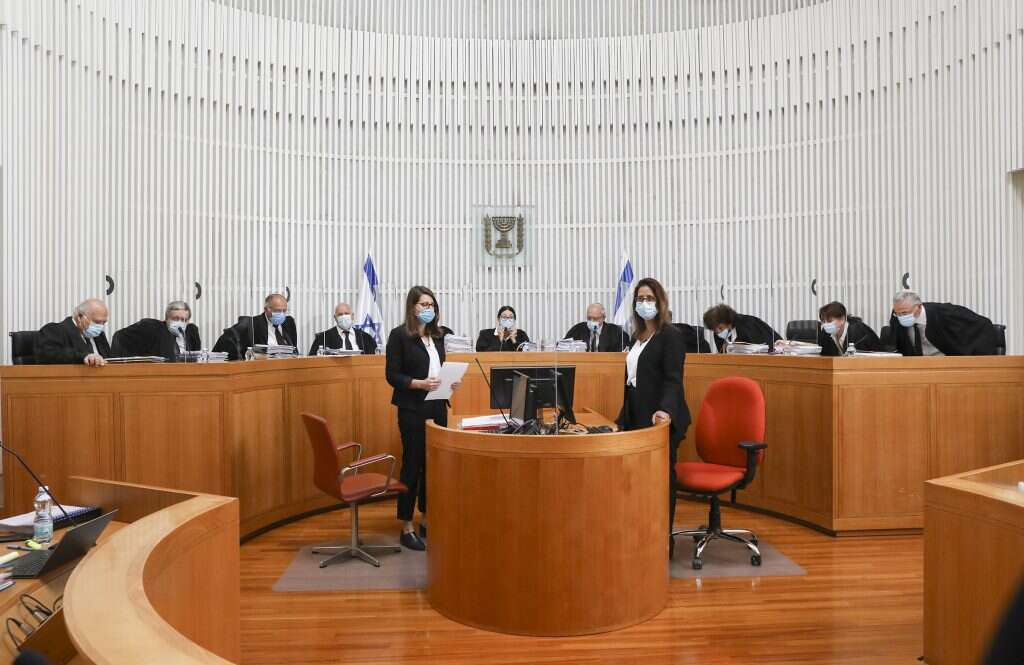 הדיון בבג"ץ לקראת הקמת הממשלה. | יוסי זמיר גלובס