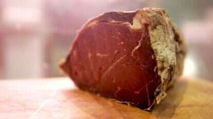 בשר. | מרים צחי