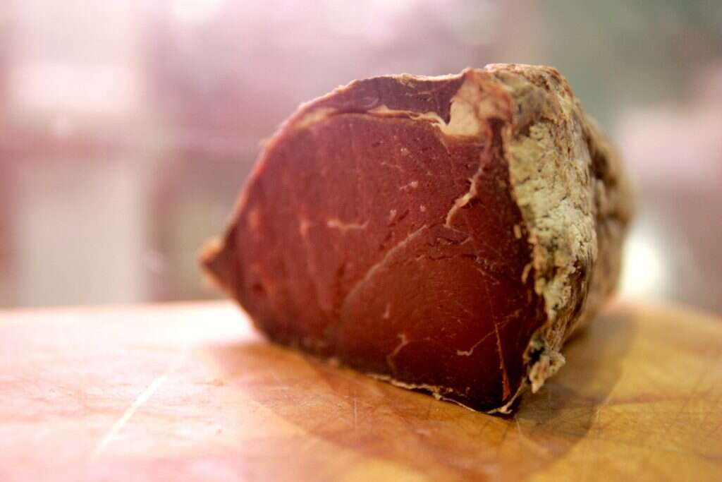 בשר. | מרים צחי