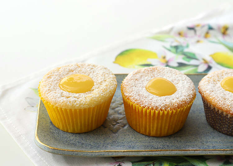 קאפקייקס לימון במילוי קרם לימון. | אפרת ליכטנשטט קאפקייקס לימון במילוי קרם לימון. | אפרת ליכטנשטט