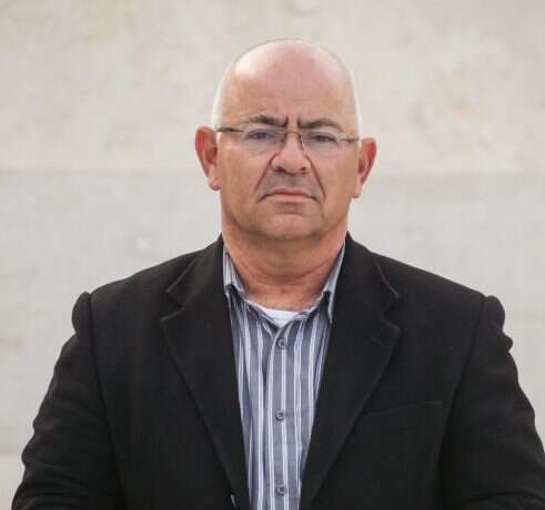 אלוף במיל' יאיר נוה. | אבישג שאר-ישוב