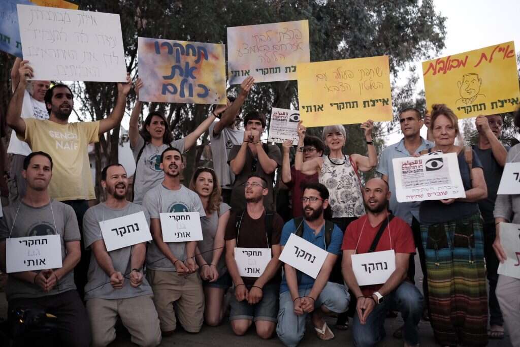 מתכננים אפילו ליזום אירוע לציון הנכבה. מחאה משותפת של לוחמים לשלום ושוברים שתיקה מול ביתה של איילת שקד ב־ 2017. | תומר נויברג, פלאש 90