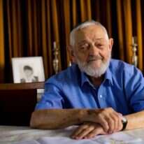 צבי טל. | אריק סולטן