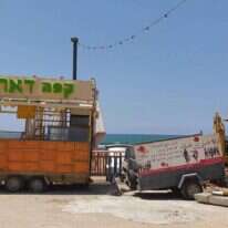 מתחם התיירות השומם בחופי העיר. | יאיר קראוס