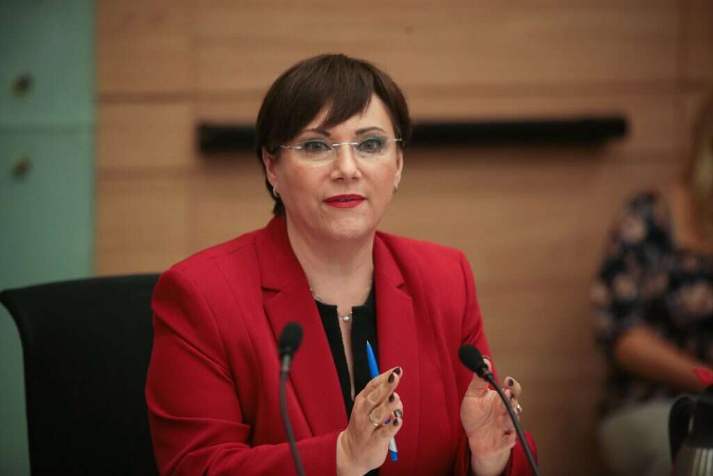 טלי פלוסקוב. | אורן בן חקון