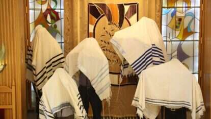 תפילה בכפר אדומים, 2016. | מרים צחי