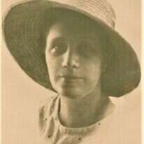 שירה נזירית, כמו נוף הארץ שגדלה בתוכו. אסתר ראב. | באדיבות מכון גנזים אגודת הסופרים