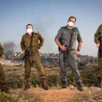 סא''ל ארז דוד, סנ''צ שרון חן, סא''ל גל ריץ', סא''ל לירון אפלמן. מפקדי כוחות הביטחון בעוטף ירושלים. | אריק סולטן