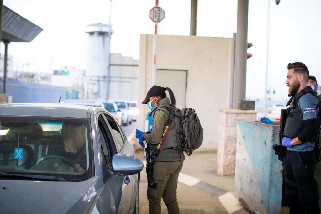 מחסום קלנדיה. אילוסטרציה. | אריק סולטן
