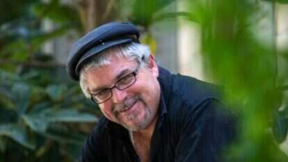 "אני לא אחראי על שם המשפחה שלי, אבל אני לא מחזיר מתנות". דביר סורמלו. | יוסי אלוני "אני לא אחראי על שם המשפחה שלי, אבל אני לא מחזיר מתנות". דביר סורמלו. | יוסי אלוני