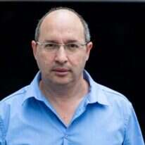 ניסנקורן. | אבישג שאר־ישוב