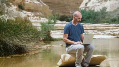 ד"ר אורי רול. | לירון מולדובן ד"ר אורי רול. | לירון מולדובן