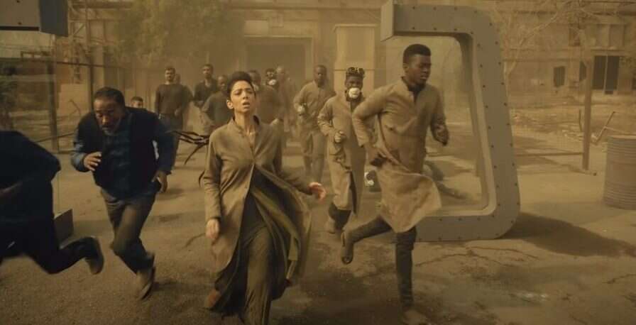 בשיעורי היסטוריה ב־ 2120 לומדים על המדינה הציונית שהושמדה. סדרת המדע הבדיוני "אל־נהיא" ("הסוף"). | מסך