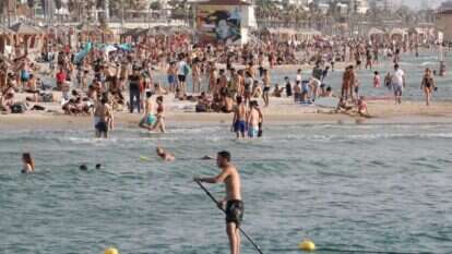 חוף הים בתל אביב, מאי 2020. | EPA