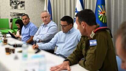 אריאל חרמוני, משרד הביטחון