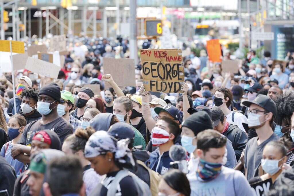 הפגנה בניו יורק במחאה על מותו של ג'ורג' פלויד. | EPA
