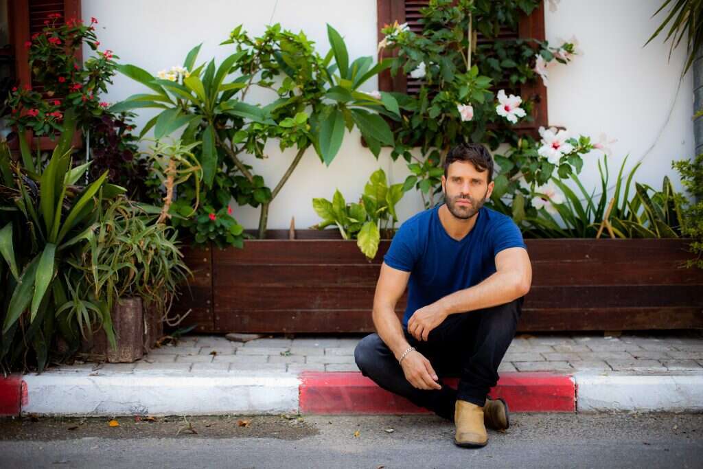 בהתחלה לא הגיב. נעם חורב. | אריק סולטן