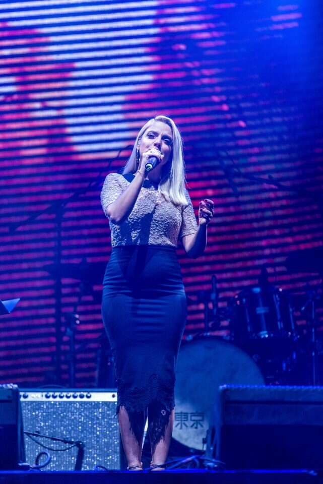 ביקשה לעבוד יחד. שירי מימון. | גטי אימג'ס