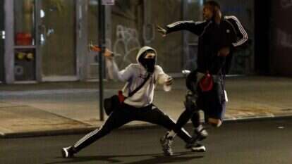 מהומות בניו יורק. | EPA