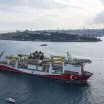 ספינת קידוח טורקית בחופי איסטנבול. | EPA