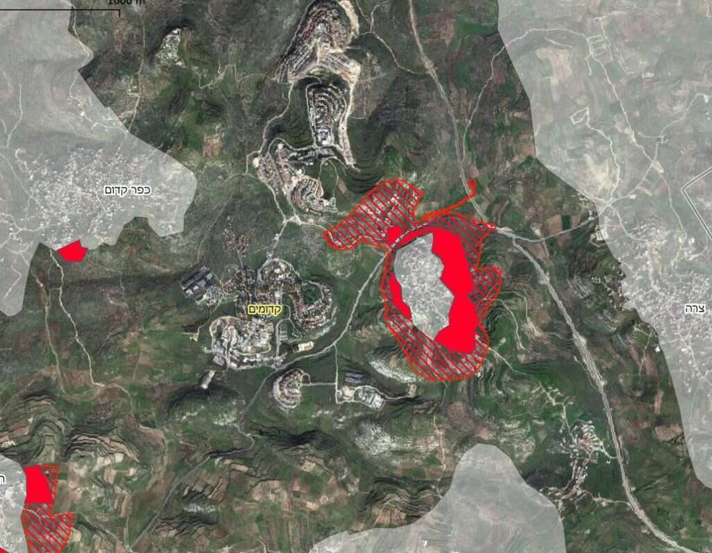 קדומים. תוכניות המתאר הפלסטיניות להתרחבות (מסומנות באדום על המפה) בסמוך ליישובים יהודיים, בגוש עציון ובדרום הר חברון. מקור: GIS הישראלי והפלסטיני. הנתונים נאספו בסיוע חברת לנדיוז