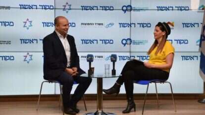 נפתלי בנט ואביטל אינדיג. | צביה כצמן, לע"מ