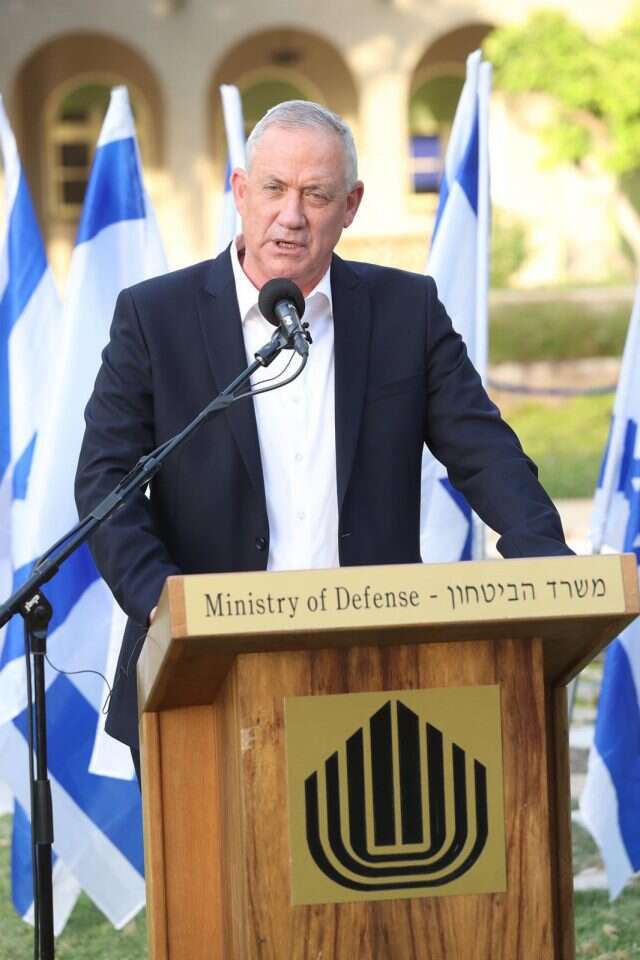 גנץ. | עודד קרני, לע"מ