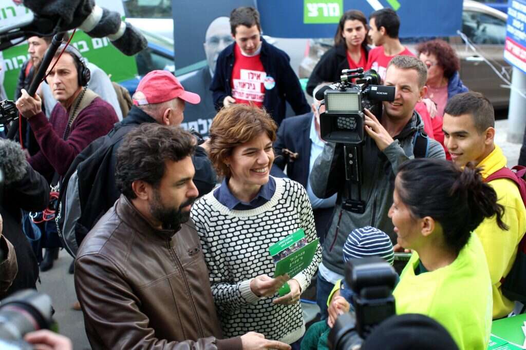 "לאישה מנהיגה קשה יותר". עם זנדברג ביום הבחירות המקדימות במרצ. | אבישג שאר-ישוב "לאישה מנהיגה קשה יותר". עם זנדברג ביום הבחירות המקדימות במרצ. | אבישג שאר-ישוב