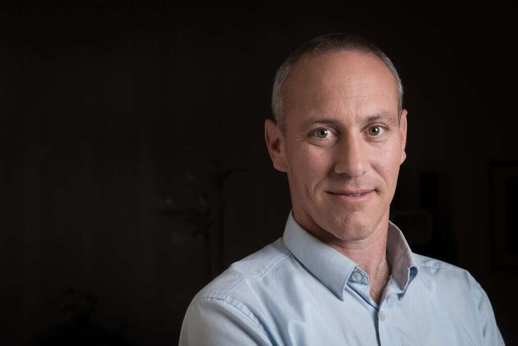 טרופר. | הדס פרוש, פלאש 90