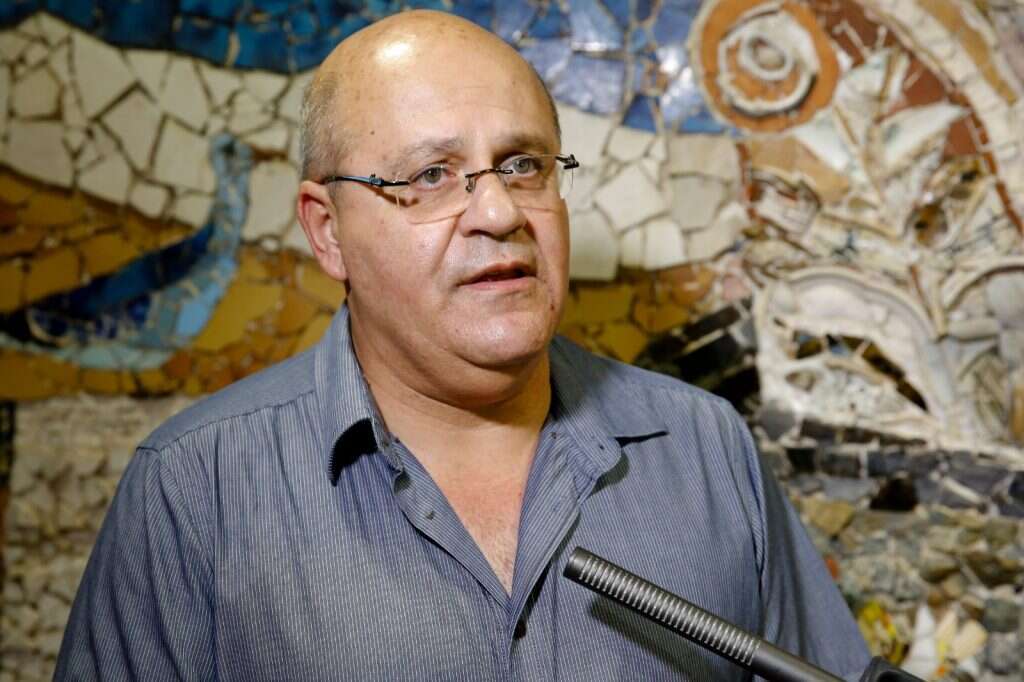 פרופ' חזי לוי. | יהודה פרץ