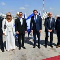 ראש ממשלת יוון (שלישי מימין) הגיע לביקור בישראל. | שלומי אמסלם משרד החוץ ראש ממשלת יוון (שלישי מימין) הגיע לביקור בישראל. | שלומי אמסלם משרד החוץ