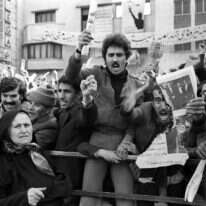 נוסטלגיה למקום שממנו גלו ההורים החתרנים והנרדפים. טהרן, נובמבר 1979. | גטי אימג'ס