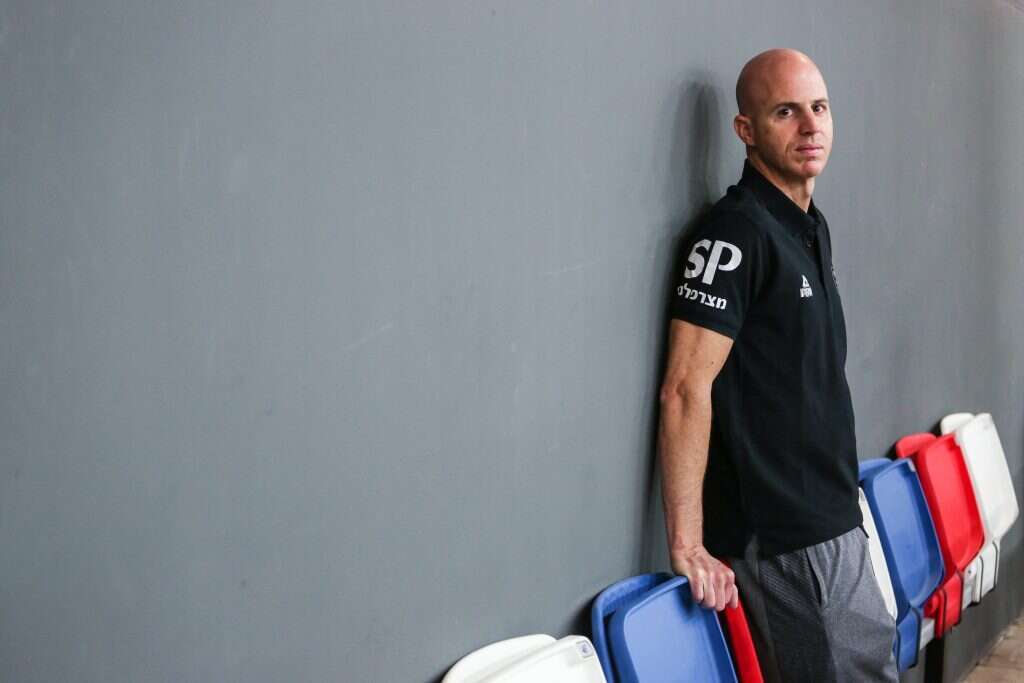 עשו לו דווקא. דני פרנקו. | אבישג שאר-ישוב