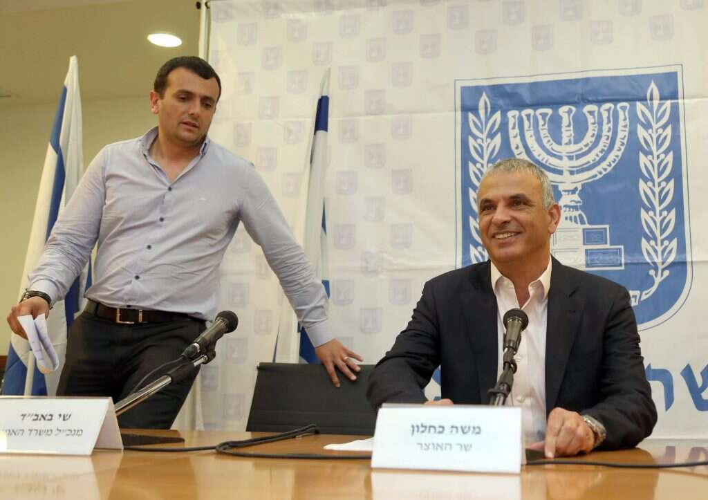 באב"ד וכחלון. | גדעון מרקוביץ'