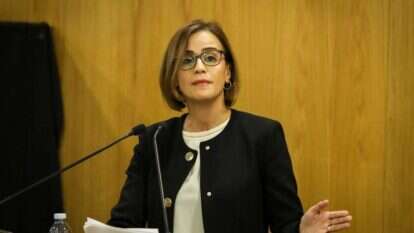 ח"כ היבא יזבק. | אורן בן חקון