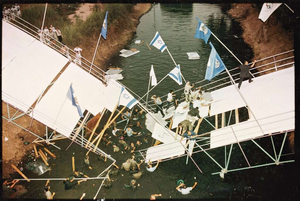 עמדתי מטר משם. אסון המכביה. | יוסי אלוני