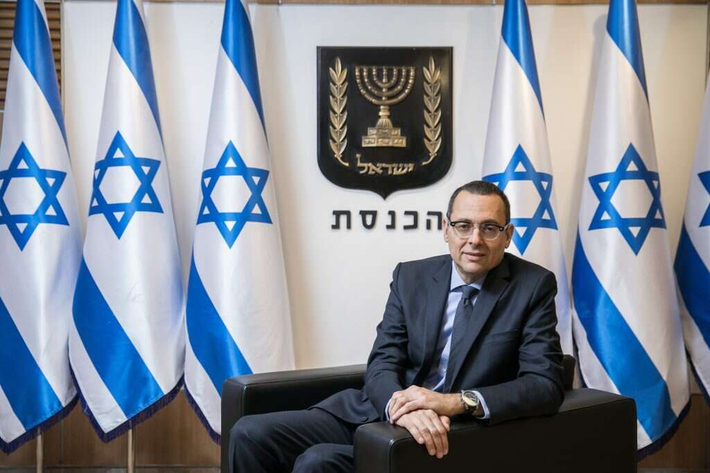 מצב מורכב. האב, צבי האוזר. | אוליבייה פיטוסי, פלאש 90