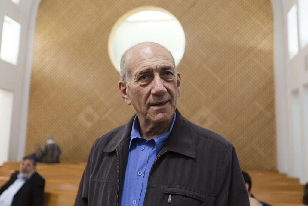 ראש הממשלה לשעבר, אהוד אולמרט. | דודי ועקנין