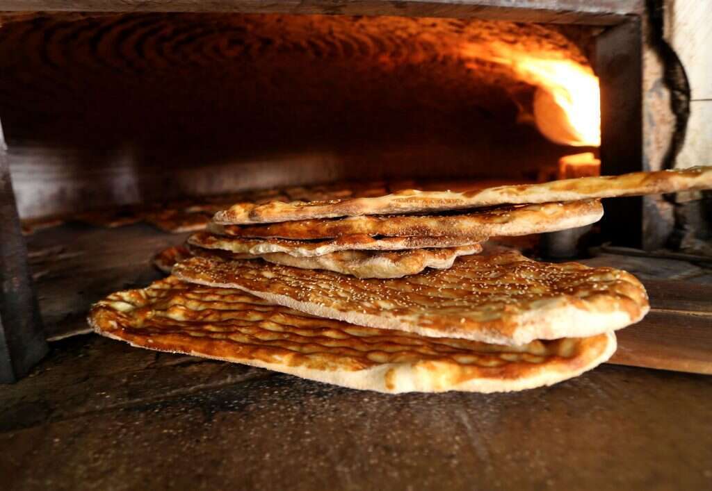 העדשה. מאפייה באיראן. | AFP