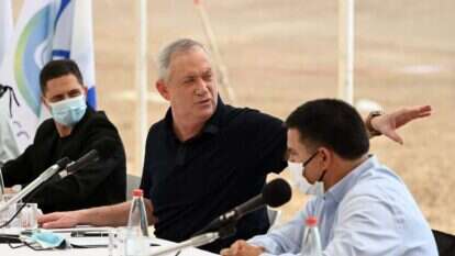 בני גנץ. | אריאל חרמוני משרד הביטחון