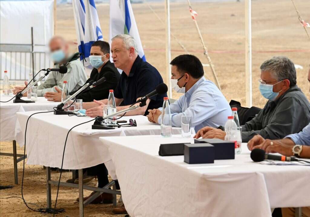 בני גנץ. | אריאל חרמוני משרד הביטחון