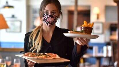 צעירים מתקשים למצוא עבודה. | AFP