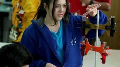 "הירושה הרוחנית של הנביאים" תבוא לידי ביטוי ב"מדע ישראלי שישלח בשורות לעולם כולו". תלמידים בשיעור מדעים בתיכון אורט עכו, 2012. | משה שי, פלאש 90