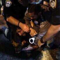 אלימות משטרתית. | EPA